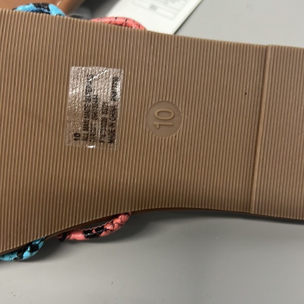 Sandals   - Picture 4 of 4